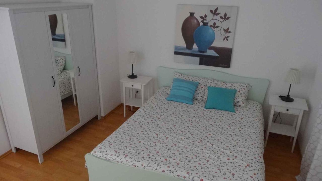 Apartments In Njivice/Insel Krk 34038 Luaran gambar