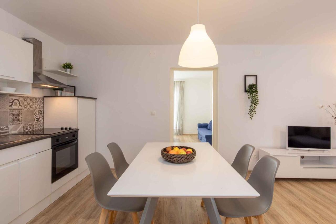 Apartments In Njivice/Insel Krk 34038 Luaran gambar